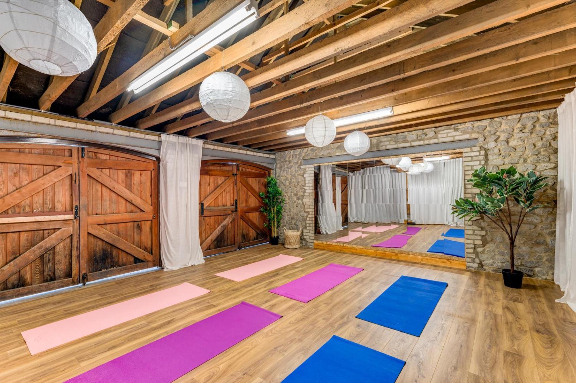 Central Malham Wellbeing Escape With Hot Tub Sleeps 8 外观 照片