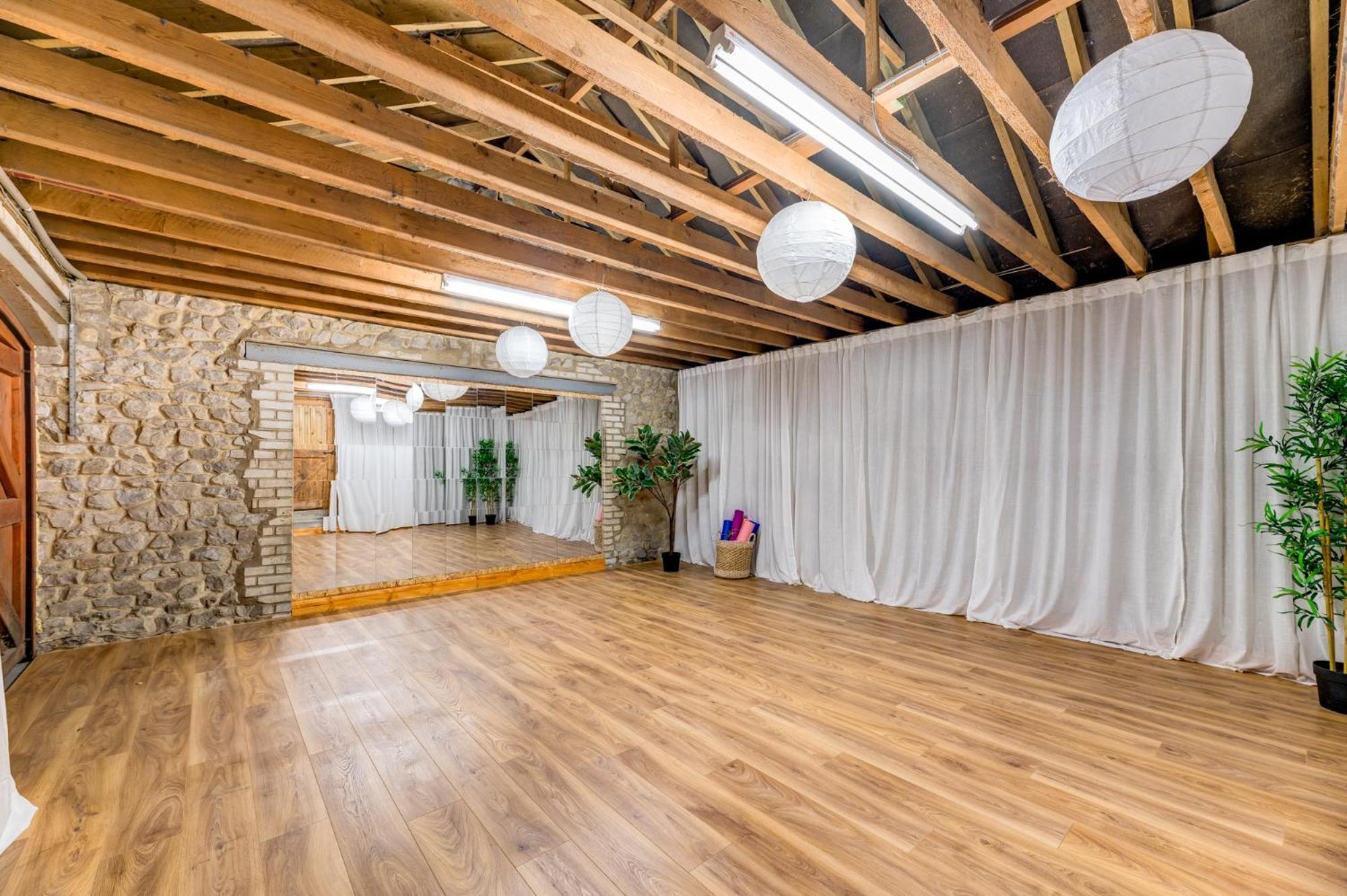 Central Malham Wellbeing Escape With Hot Tub Sleeps 8 外观 照片